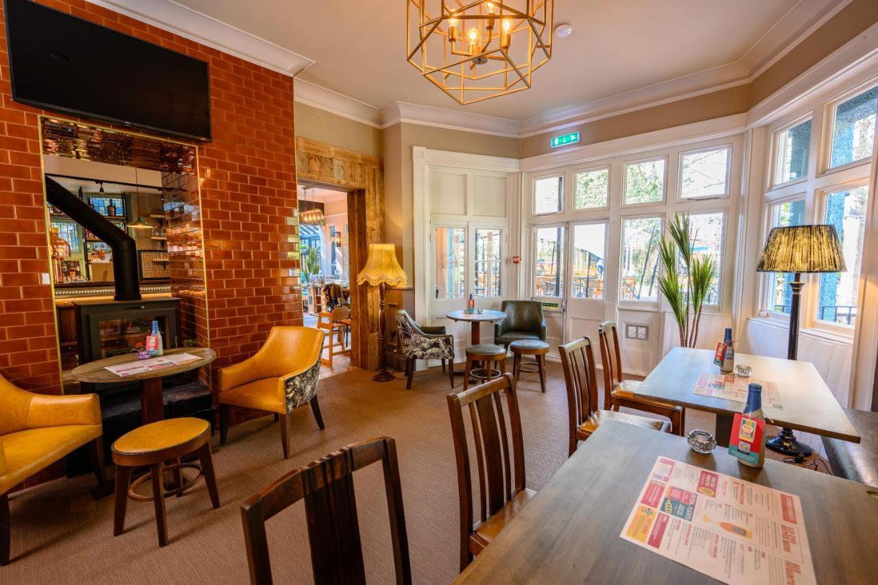 Brewhouse And Kitchen Hotel *