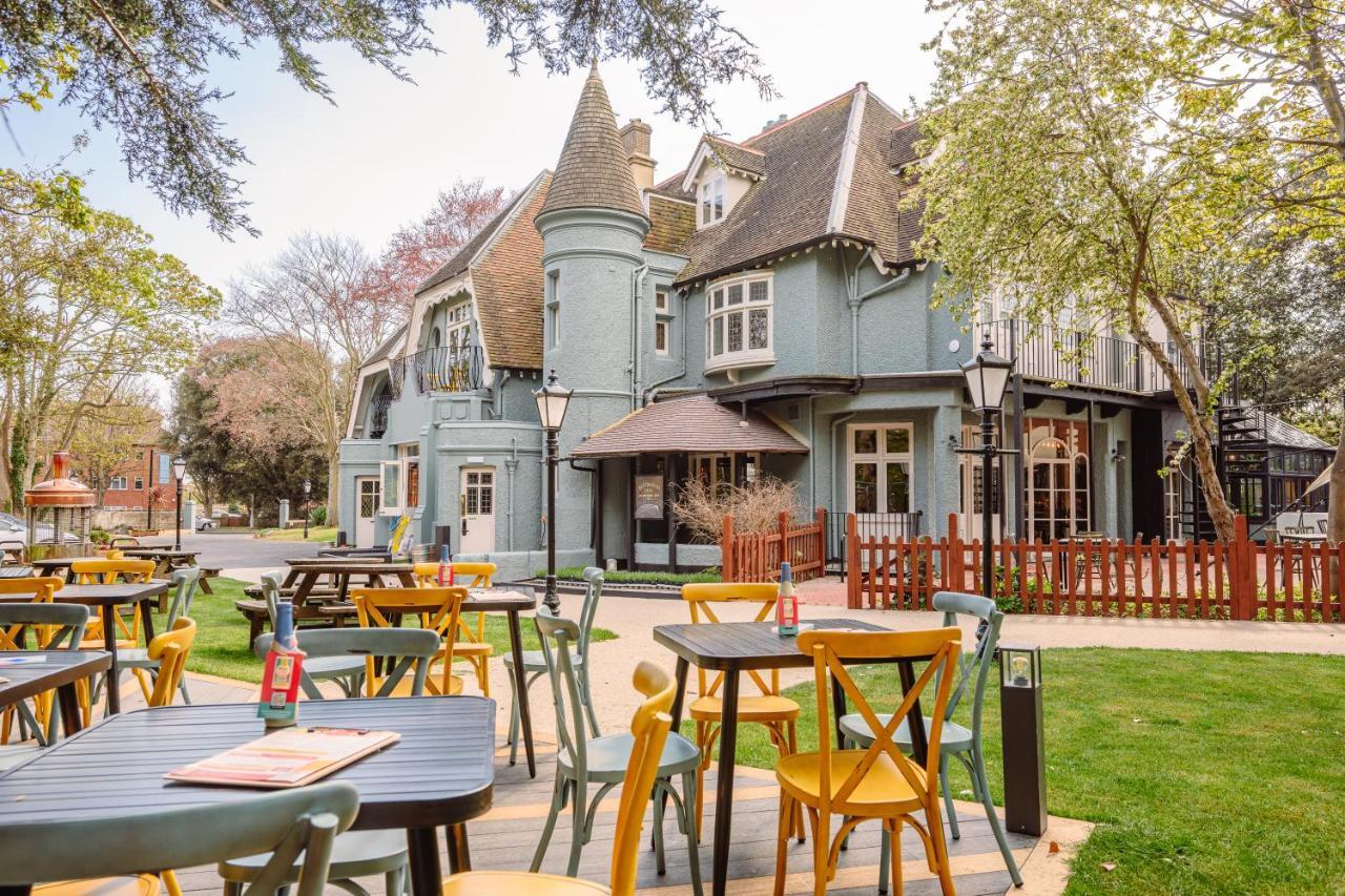 Hotel Brewhouse And Kitchen *